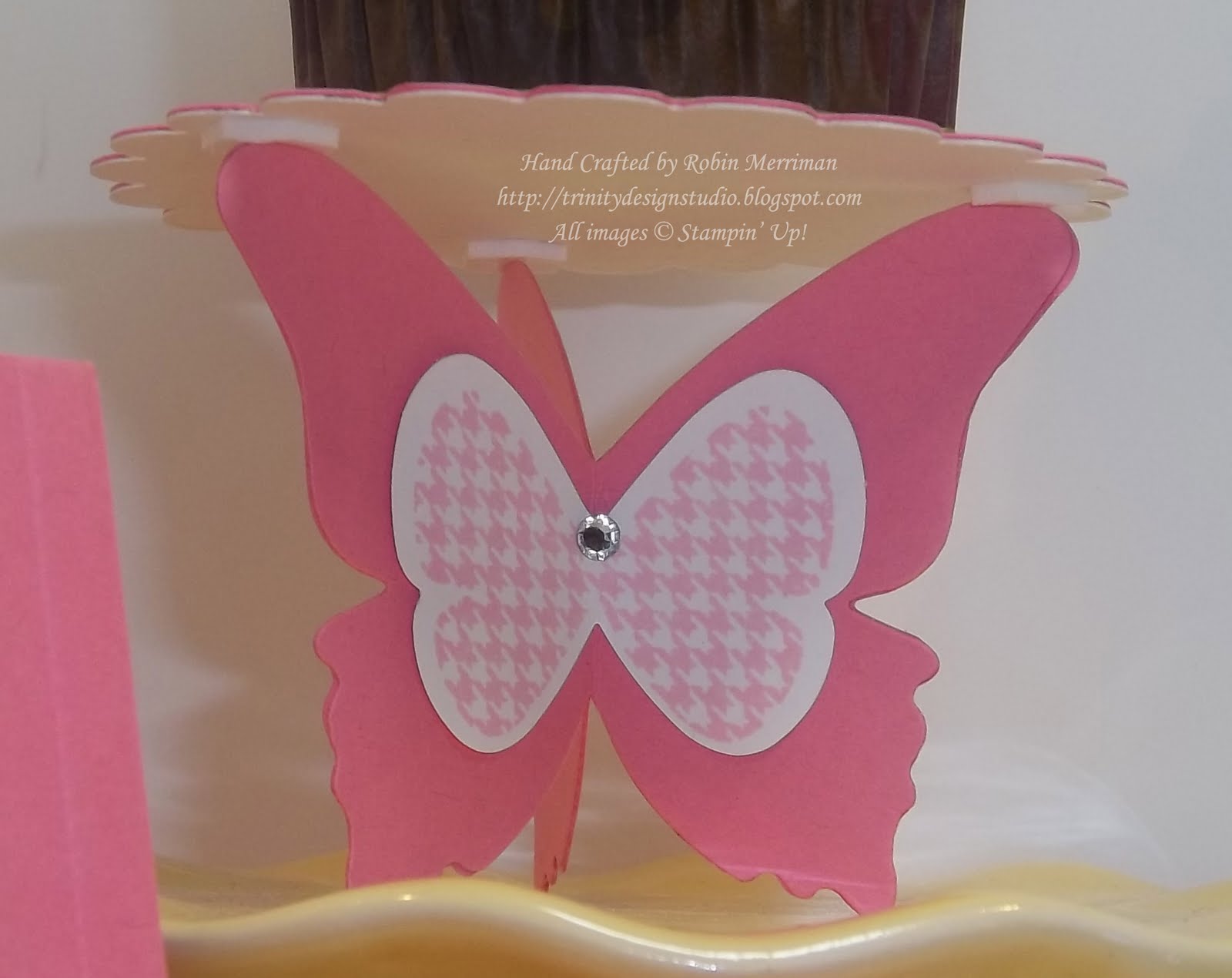 Trinity Designs: Cutie Pie Cupcakes!