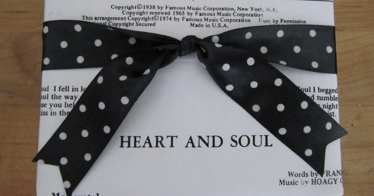 Sew Many Ways...: Tool Time Tuesday...Homemade Gift Wrap Paper