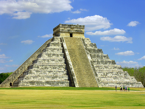 La civilización de los Mayas sucumbió víctima del cambio climático Pir%25C3%25A1mide+Maya