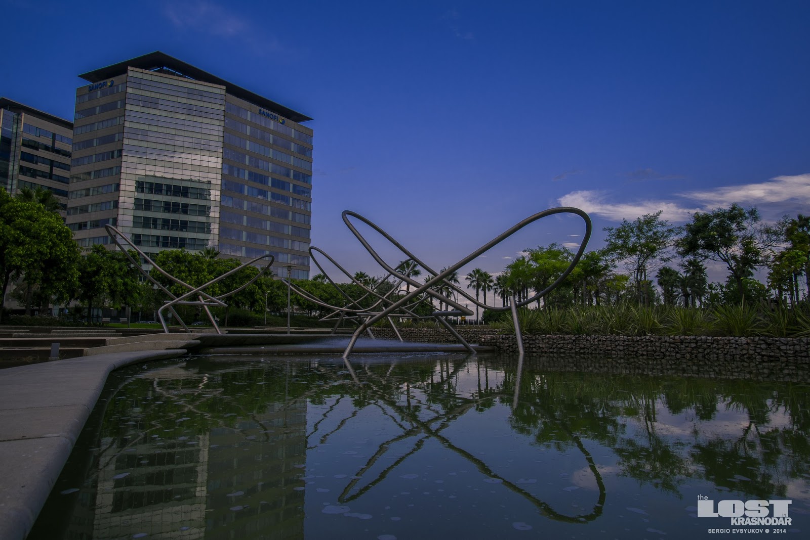 Парк Диагональ в Барселоне Parc Diagonal Mar