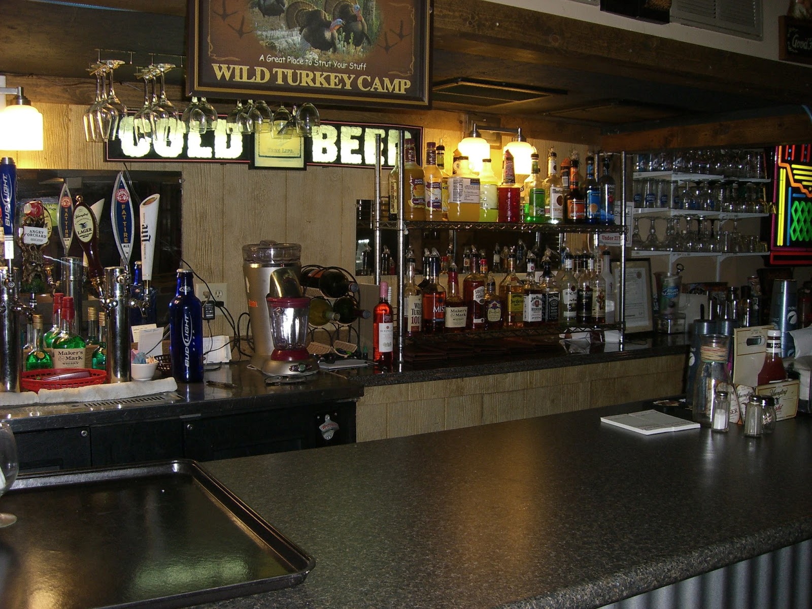 The Birmingham Restaurant Raider Porky's Pride "Dining Out Down Home