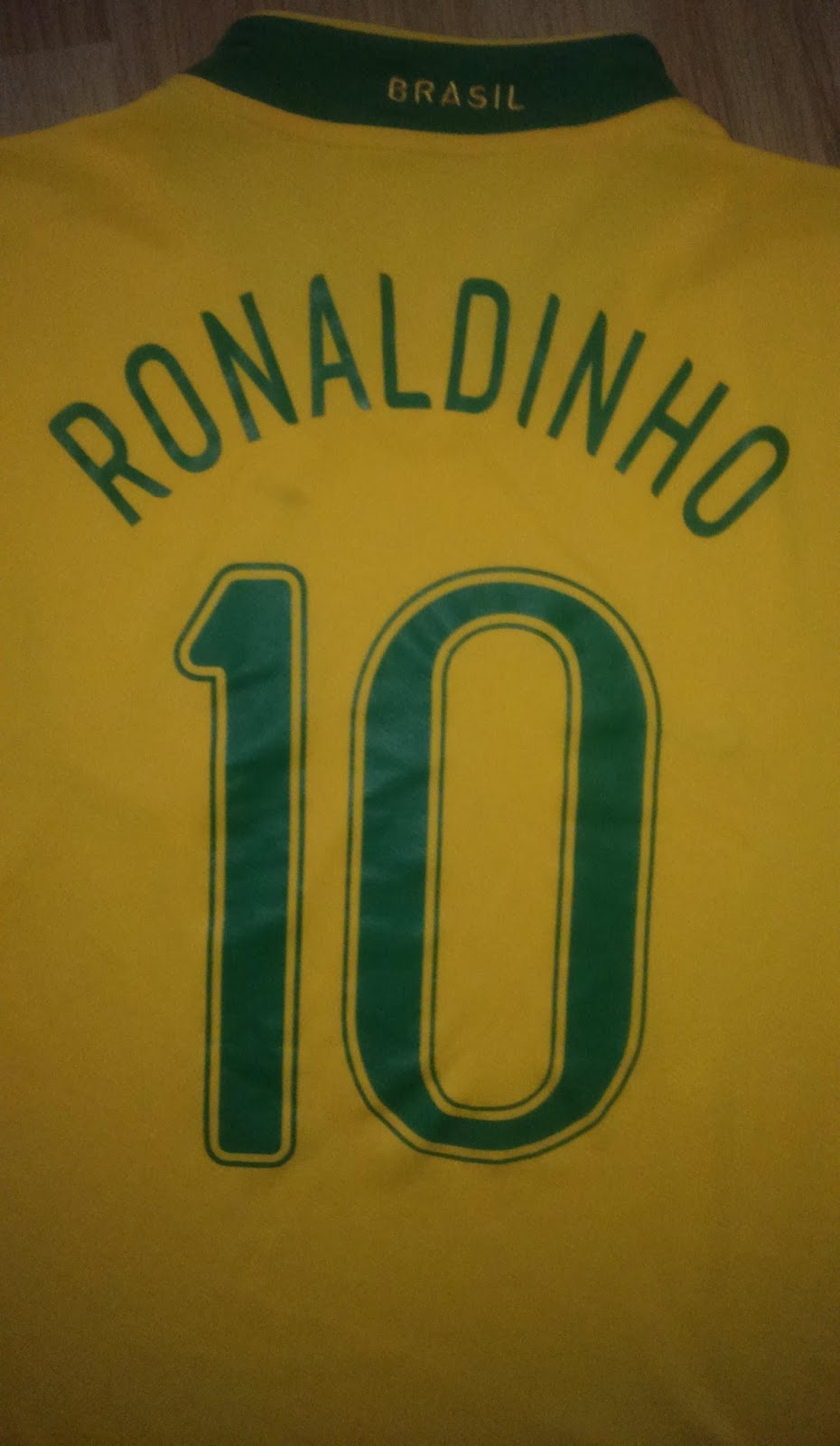 camiseta ronaldinho 2006