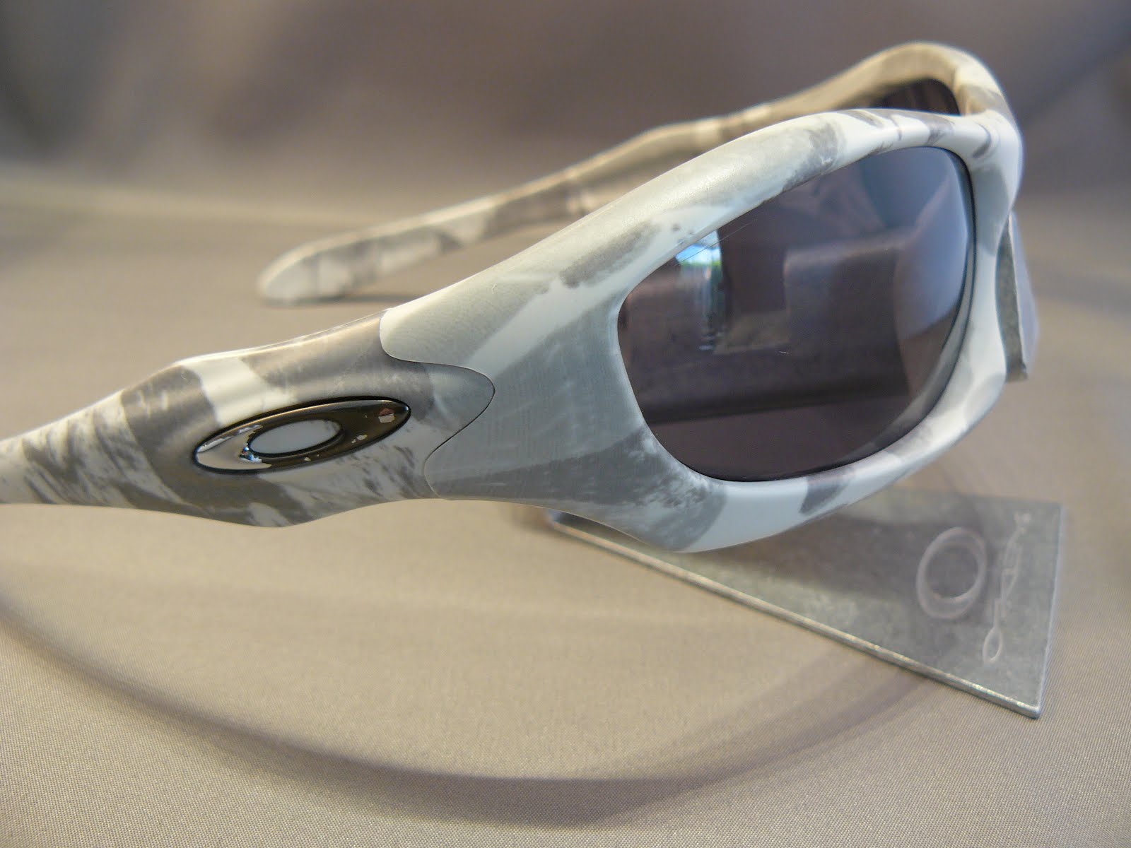 oakley monster dog white camo oakley monster dog white camo