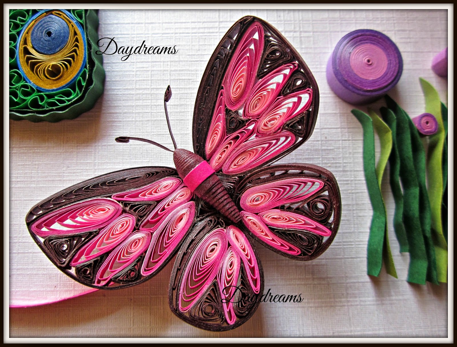 DAYDREAMS Quilled girl