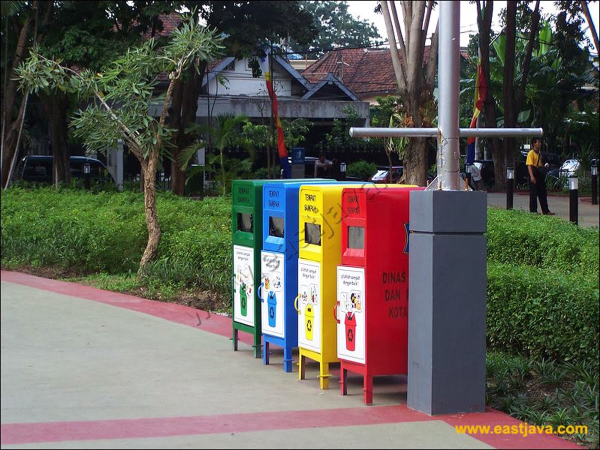 Perencanaan Kota Indonesia: Taman Bungkul Surabaya (Best Practices)