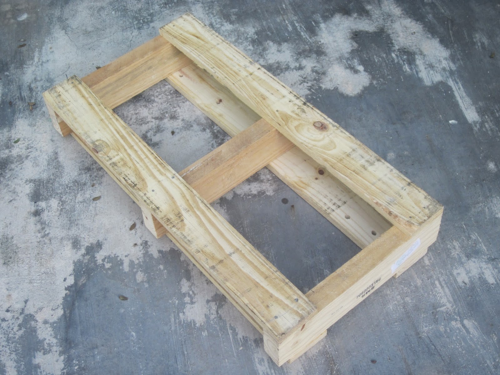 Reutilizando bases de madera una forma chic y barata de remodelar tu hogar RANDOMIKA