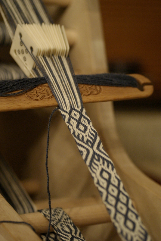 27 Best Weaving bands images Weaving, Hand weaving, Loom weaving