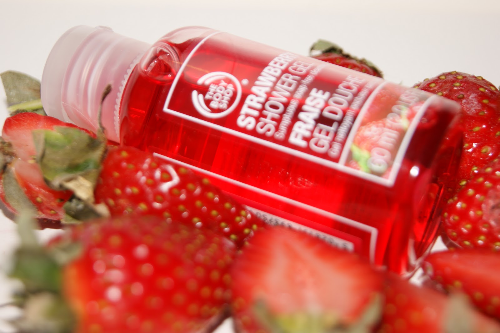 The Body Shop Strawberry Shower Gel Review The Sunday Girl