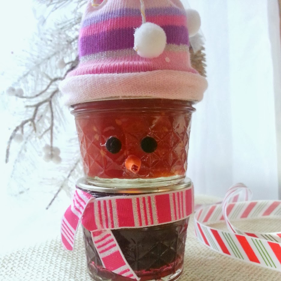 Tiny Jam Jar Snowman Gift Crafts a la mode