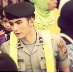 Foto Polisi Ganteng Polteng