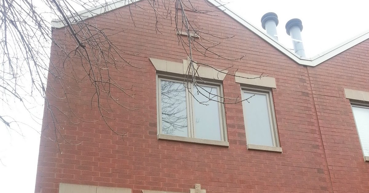 The Chicago Real Estate Local Realtor at work! Inspecting a