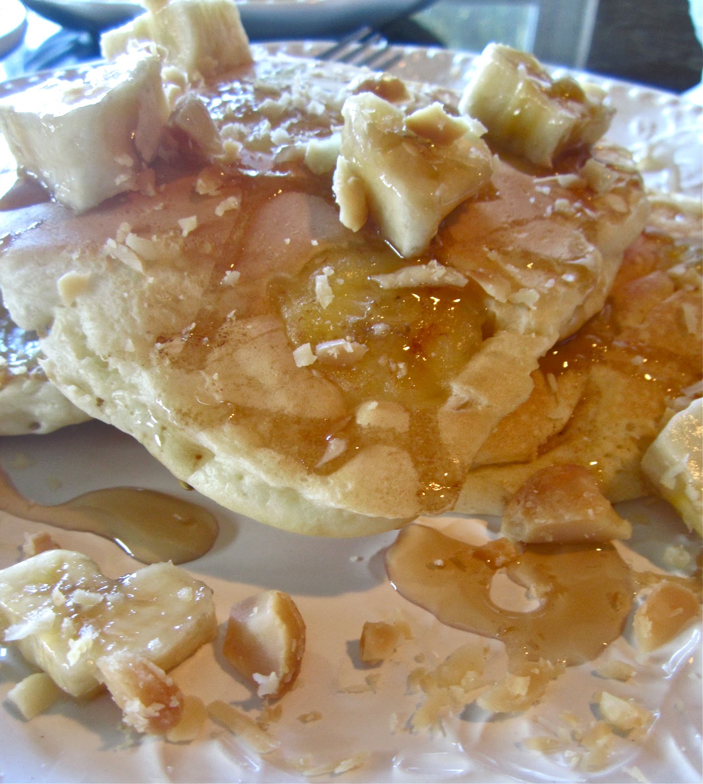 cook a mama Banana Macadamia Nut Pancakes