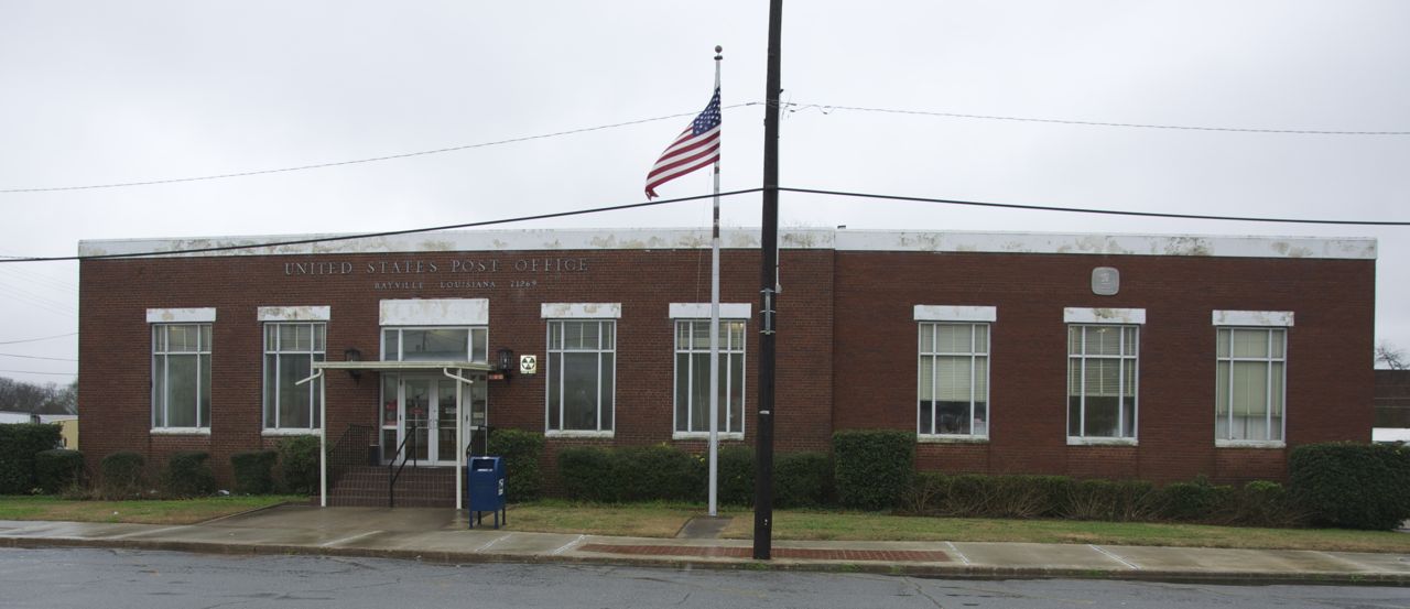 Suzassippi's Lottabusha County Chronicles LaSalle's Quest for the