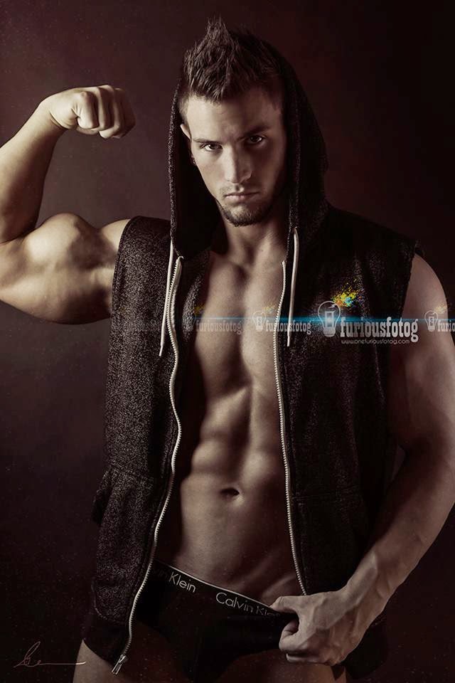 Daily Bodybuilding Motivation Handsome Male Model Shawn Dawson