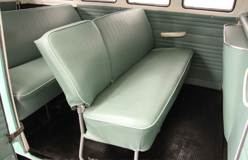 1964 VW Microbus Deluxe 13 Window VW Bus