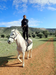 ΗΜΕΡΙΔΑ ΑΚΡΟΒΑΤΙΚΗΣ DJIGITOVKA