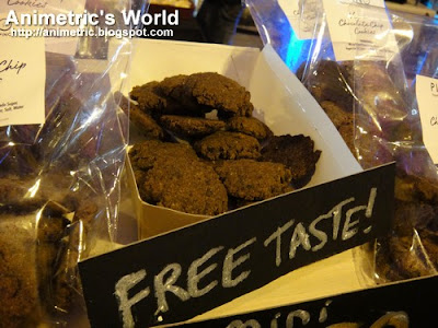 Vegan Chocolate Chip Cookies at Yummy Eats