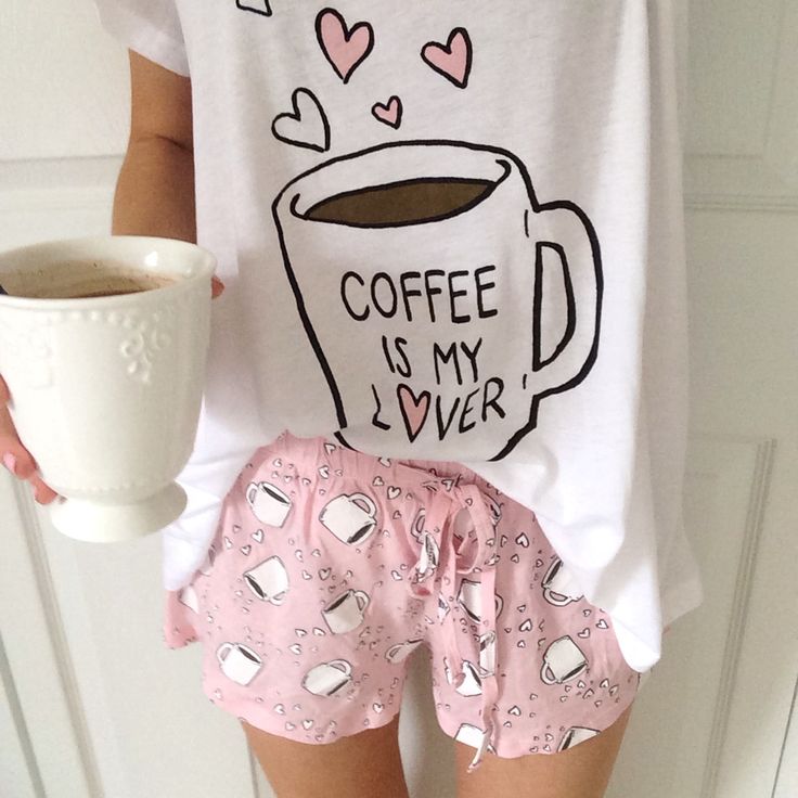 Me and My Cup of Coffee: With my cup of coffe by my side... Me and My Cup of Coffee: With my cup of coffe by my side...
