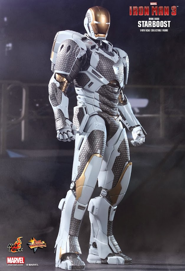 Hot Toys Iron Man 3 - 1/6th Scale Mark XXXIX Starboost MMS
