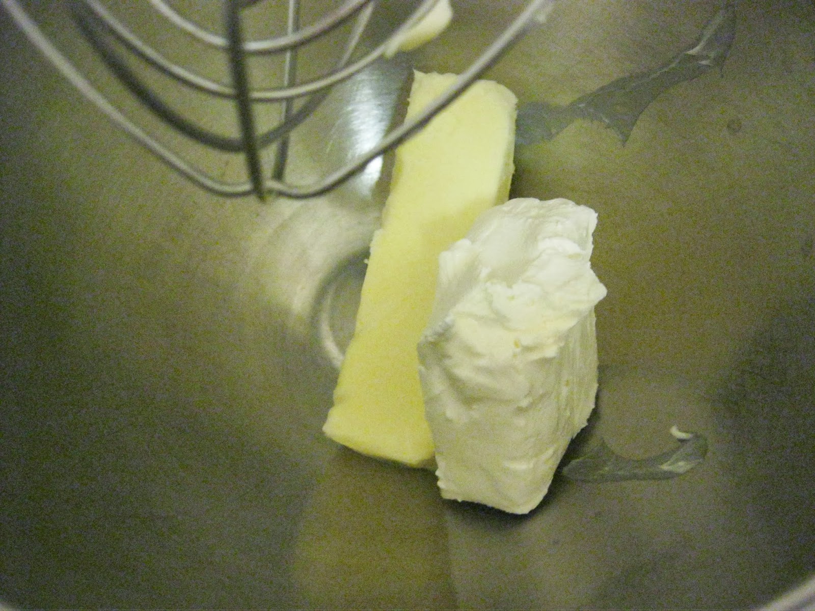 A Handful of Everything Brown Sugar Cream Cheese Frosting