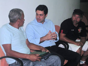 Dr. Cláudio conversa com os amigos Cássio e Fábio do Parque Bandeirantes