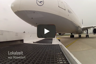 Scissorella Flyover Ein Interview Uber Meine Ausstellung Im