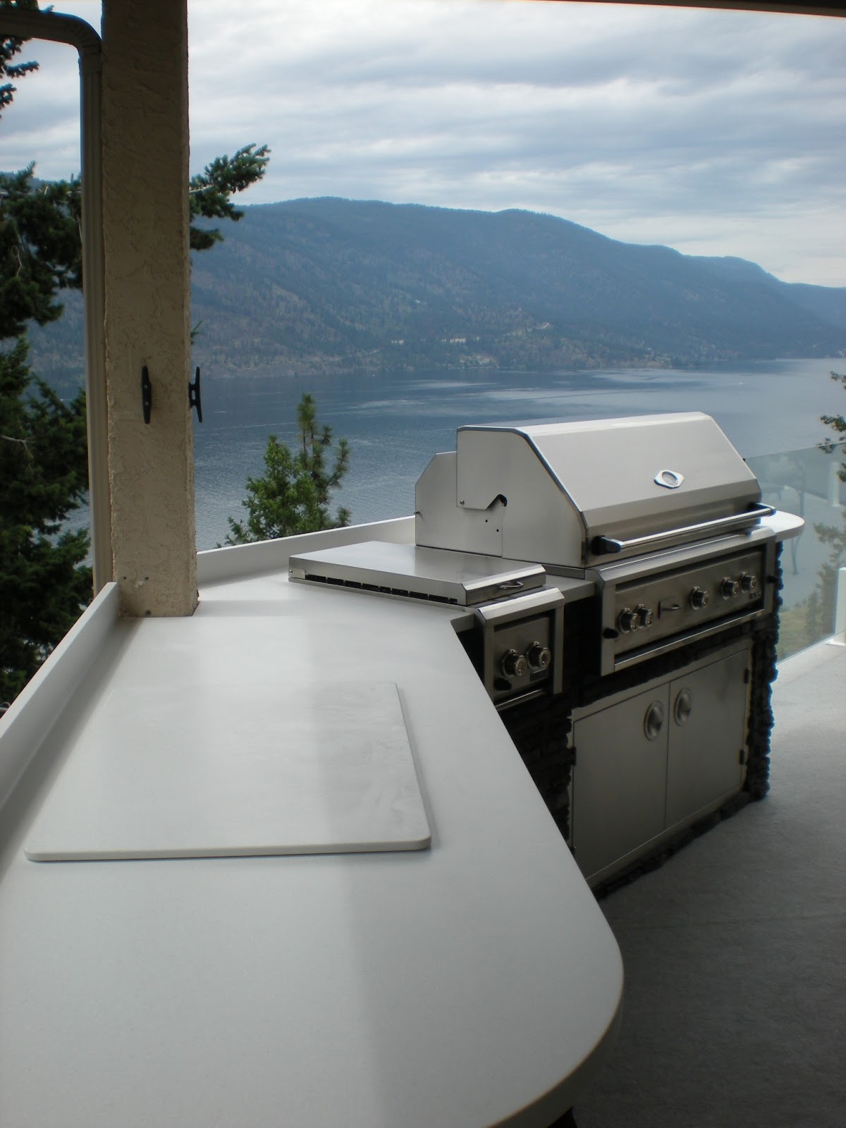 MODE CONCRETE Lakeside Luxury Outdoor Kitchen, located on Okanagan Lake designed, installed