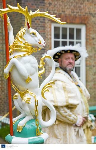 EUGENE HŐN : CERAMIC ARTIST: July 2011