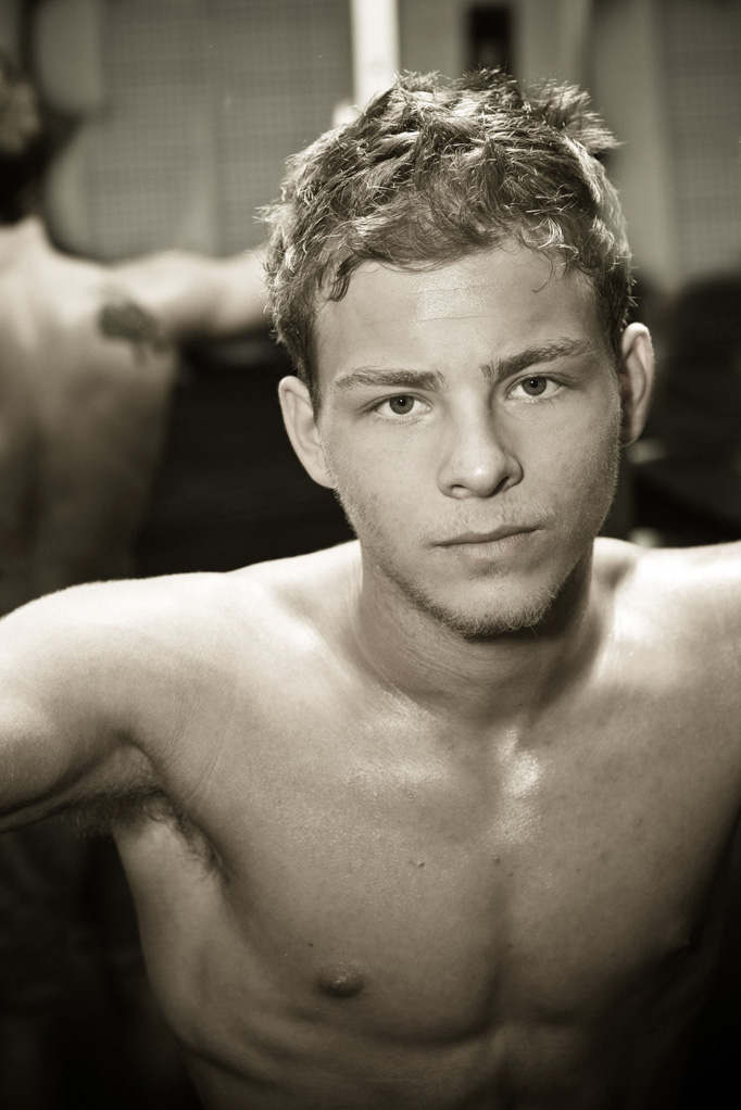 Jonathan Lipnicki - Shirtless Photoshoot.