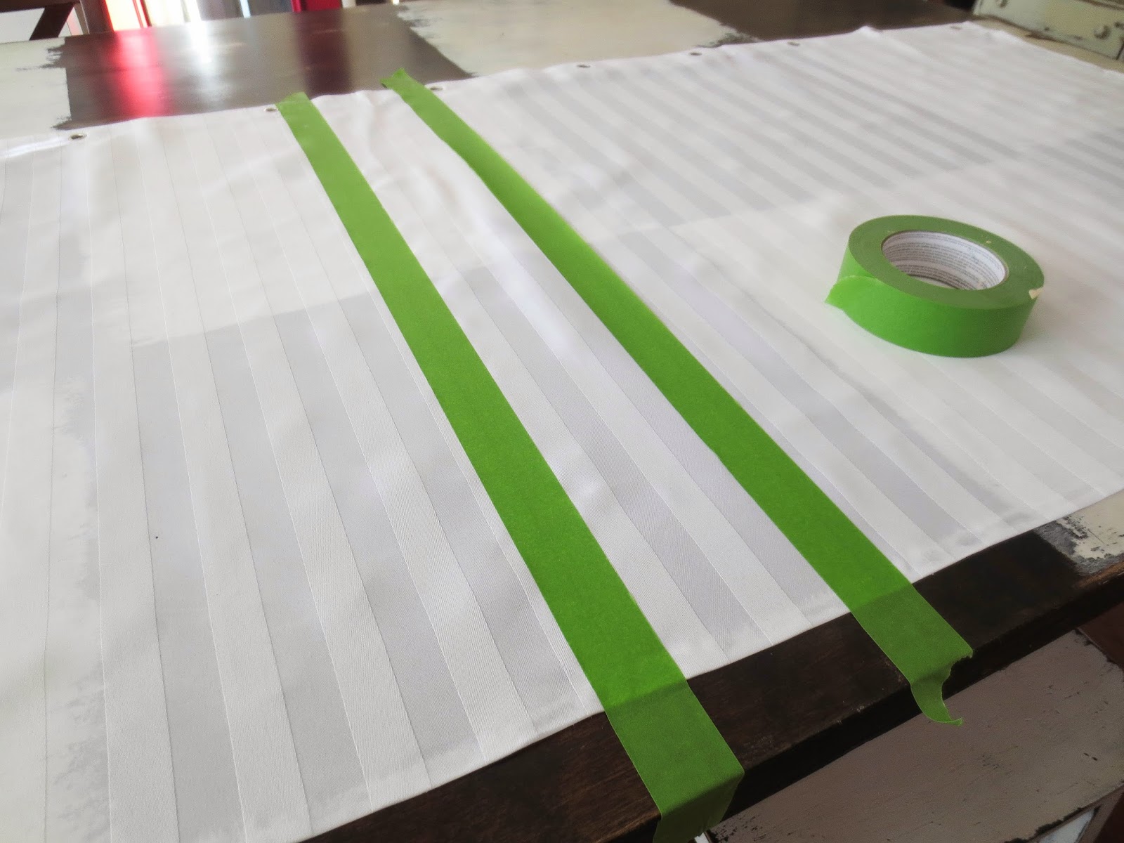 Down to Earth Style Painted Pedestal Sink Skirt / Shower Curtain