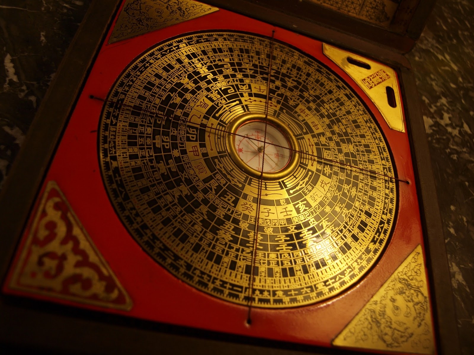 Le veritable feng shui c'est celui qui vous explique votre vie à ...