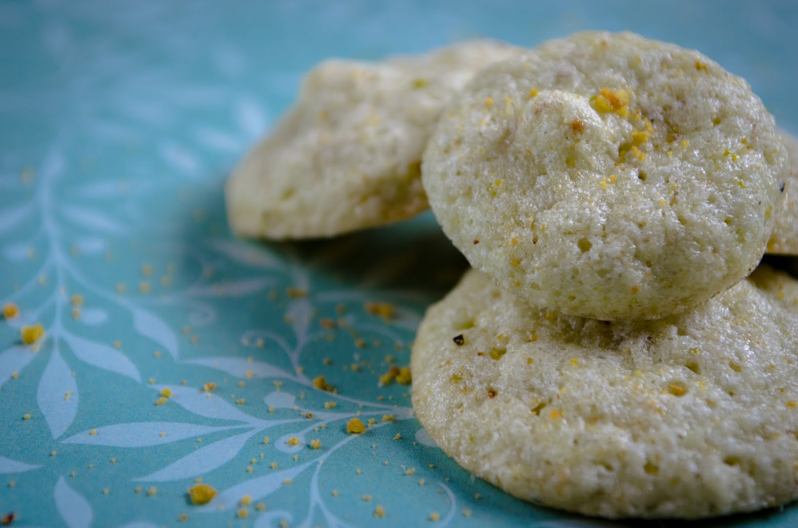 Pistachio Egg White Cookies - The Sunday Pastry