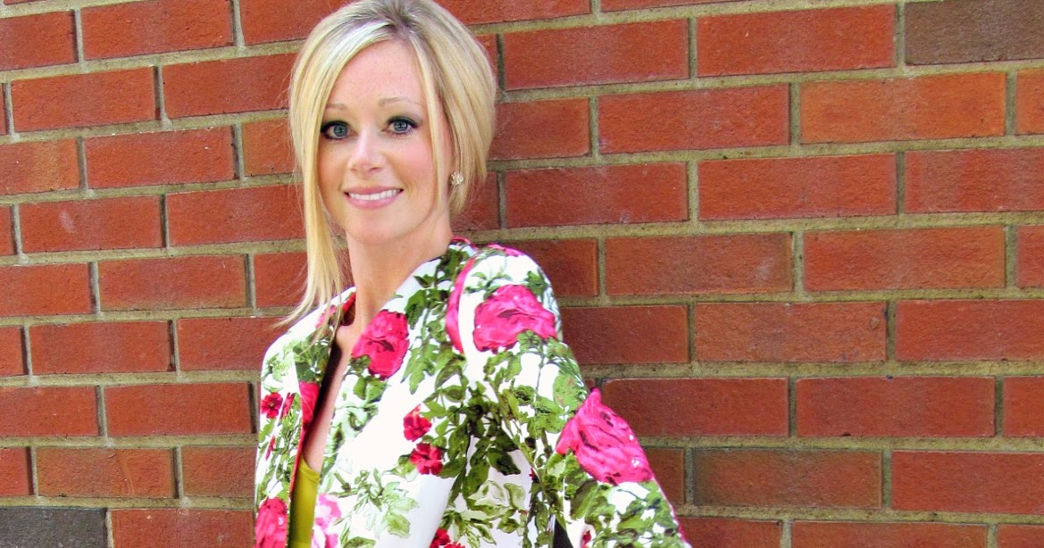 A Blonde Ambition SavoirFaire Moment {Rosebud + Outfit Pics}