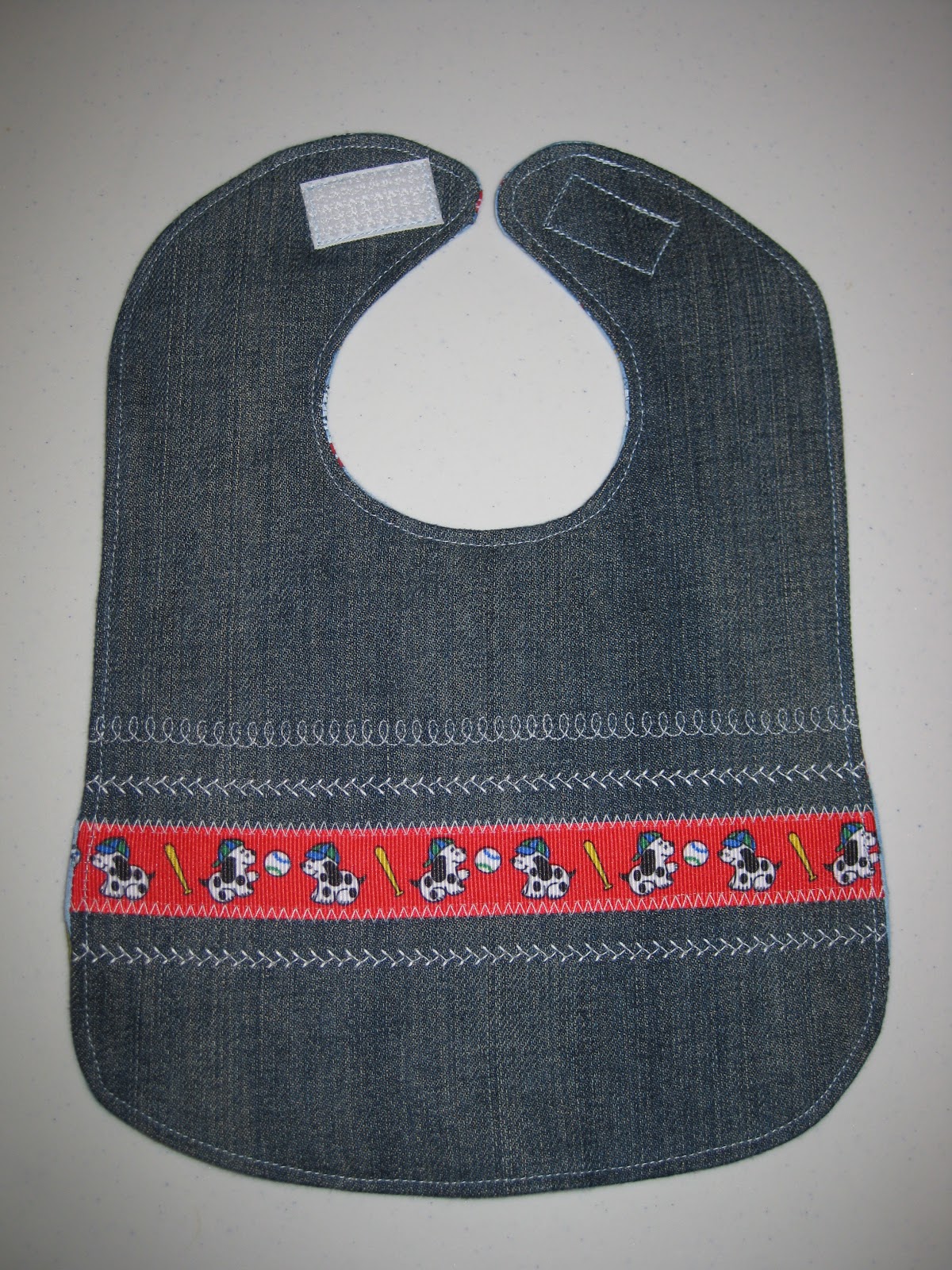Small Town, America DIY UpCycled Denim Baby Bibs
