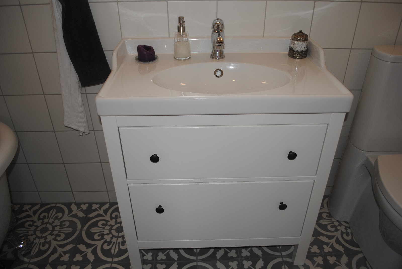 Badrum ikea bilder ~ xellen.com