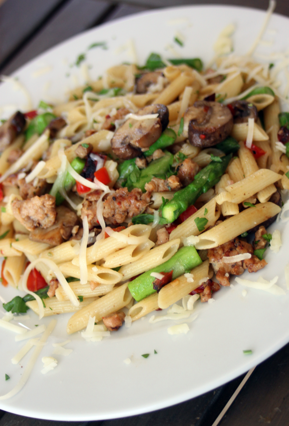 Phoenix Family Foodie Blog Chicken Sausage and Asparagus Penne