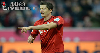 Liputan Bola - Robert Lewandowski sedang menikmati performa yang luar biasa baik bersama timnya, Bayern Muenchen maupun tim nasional Polandia