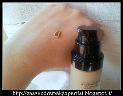 KRIPA - Randiant Skin BB Cream spf 10 - recensione - review - colore 30 Medium Beige - inci - prezzo - price - indredienti - indredients - swatch - texture - packaging