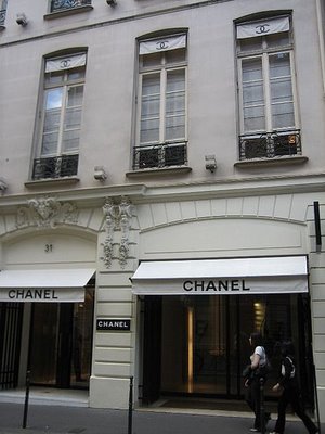 Tweedland The Gentlemen's club: 31 Rue Cambon: Coco Chanel's