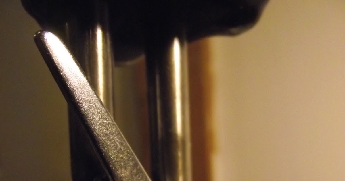 Lizzie Lenard Vintage Sewing How the Hopping Foot Works