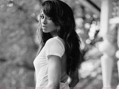 Ciara_Click on the Image for Larger View Ciara Glam Wallpaper