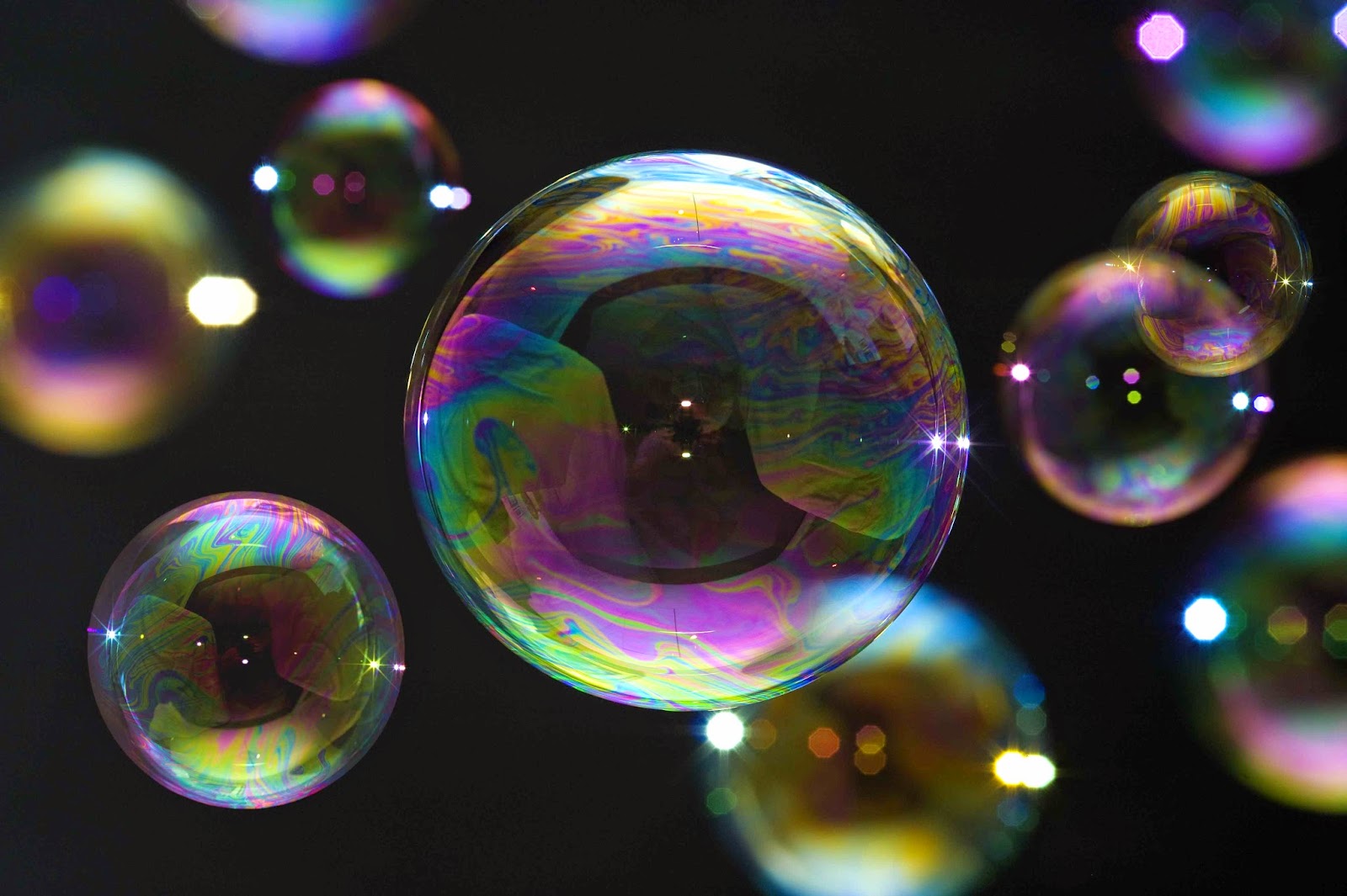 What are Economic Bubbles? Poponomics