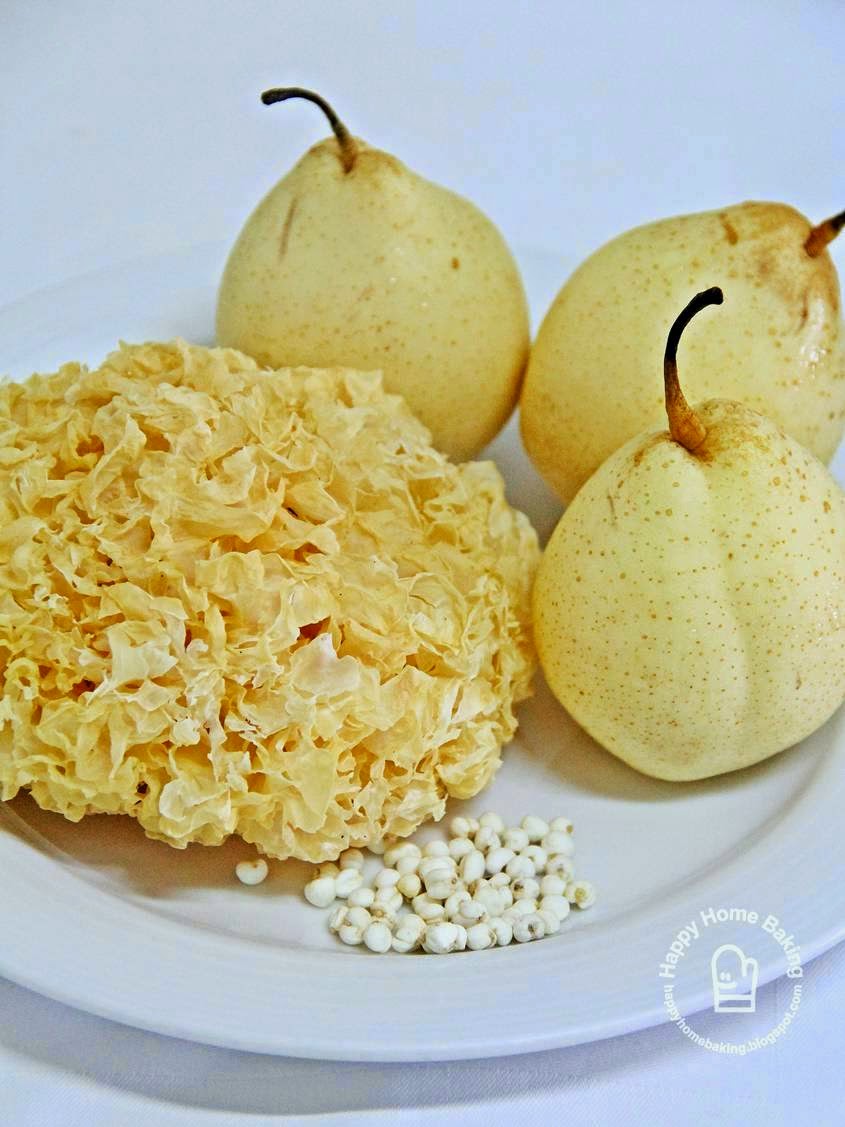 Happy Home Baking Snow Pears with Chuan Bei and Snow Fungus