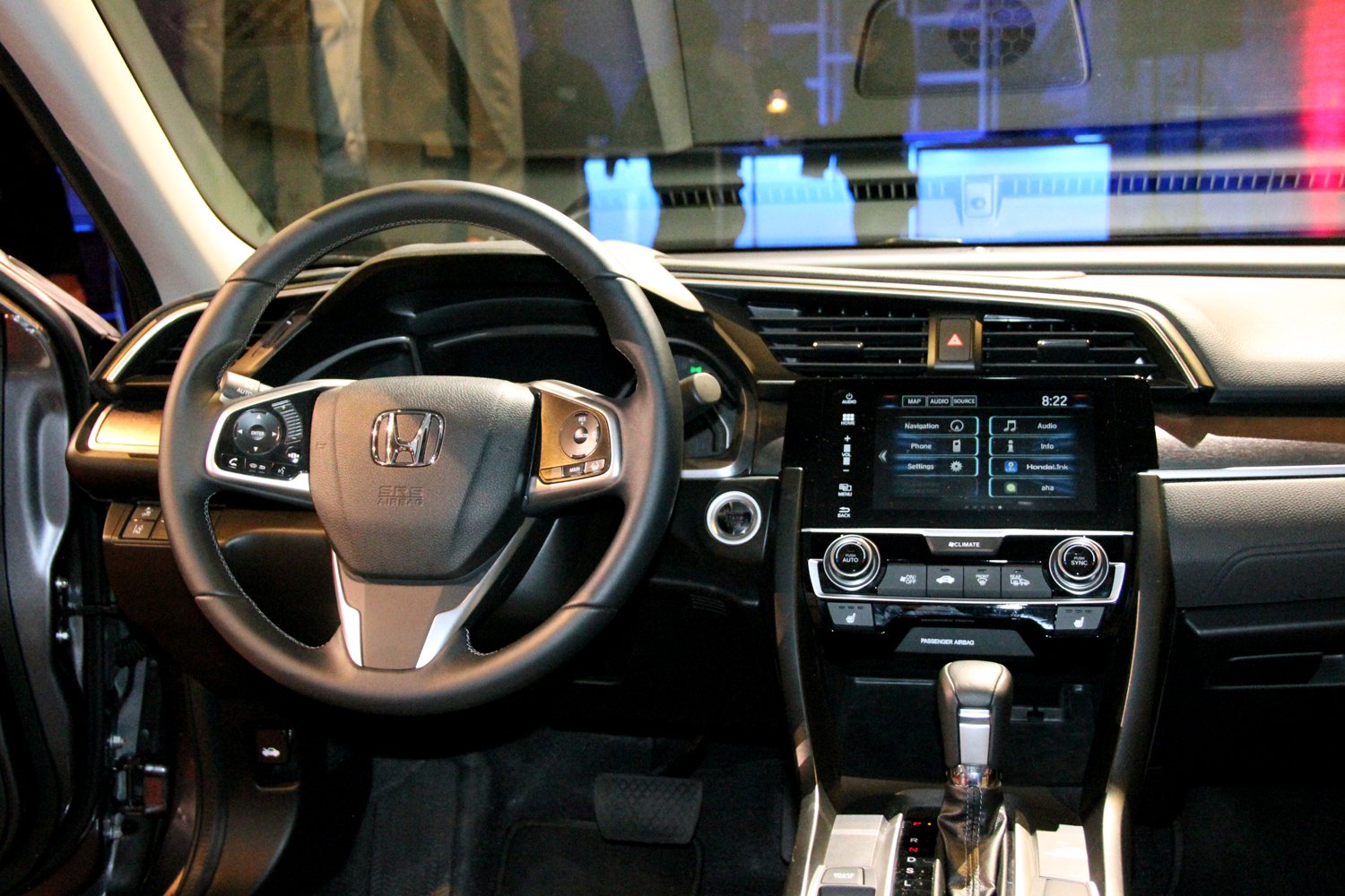 2016-Honda-Civic-Interior2.jpg