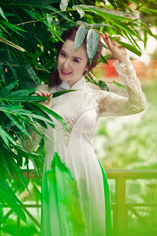 Angela Phương Trinh 
