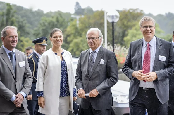 King Carl Gustaf and Crown Princess Victoria attended a conference on the Large Parks in Large Cities