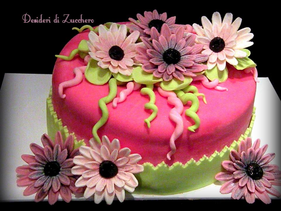 http://1.bp.blogspot.com/-poG8uZsELhk/T5peD4Hw5FI/AAAAAAAAATM/iweJSdbNfaQ/s1600/torta+fiori.jpg