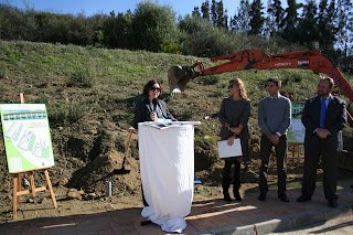 primera piedra en secadero casares