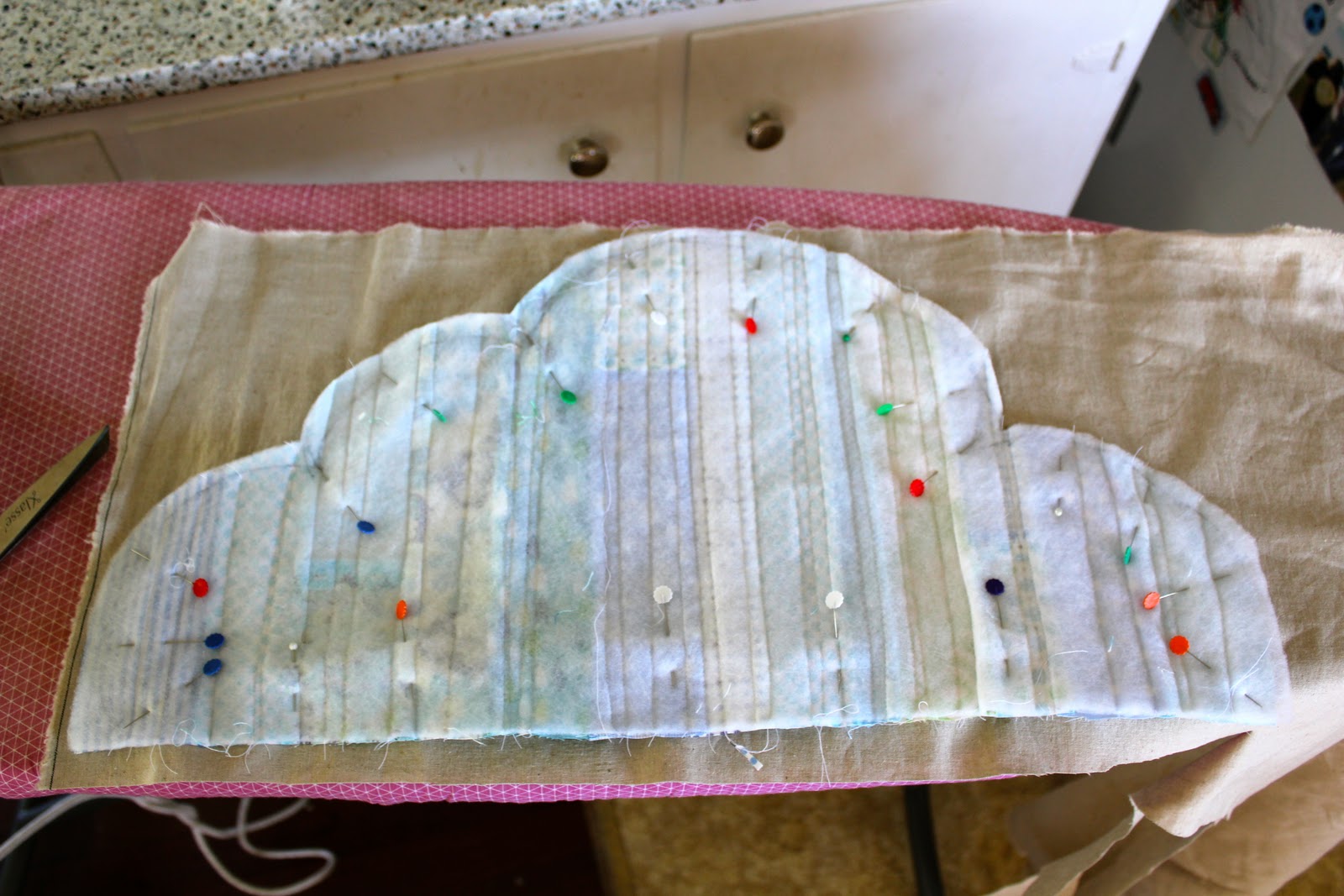thom haus handmade Cloud Pillow Tutorial