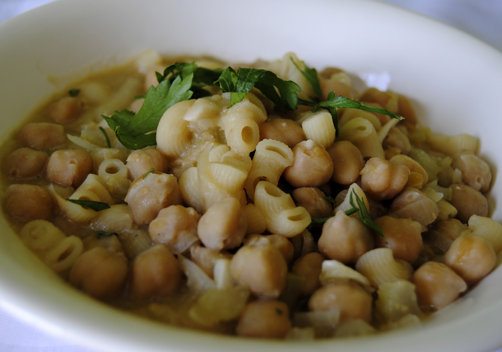 Pasta con Garbanzos. Receta Asopaipas. Recetas de Cocina Casera